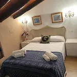 Hostel Vicenta 1750 Rural, Capacidad Hasta 30 Personas Albentosa