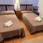 Vandrarhem Vicenta 1750 Rural, Capacidad Hasta 30 Personas Albentosa