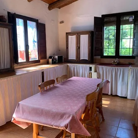 Vicenta 1750 Rural, Capacidad Hasta 25 Personas Albentosa