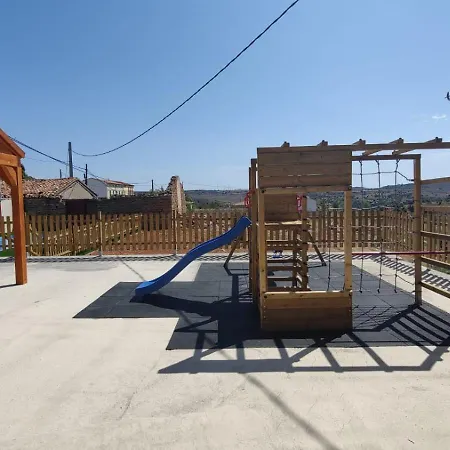 Vandrerhjem Vicenta 1750 Rural, Capacidad Hasta 30 Personas Albentosa