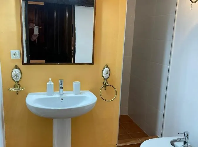 Hostel Vicenta 1750 Rural, Capacidad Hasta 30 Personas Albentosa